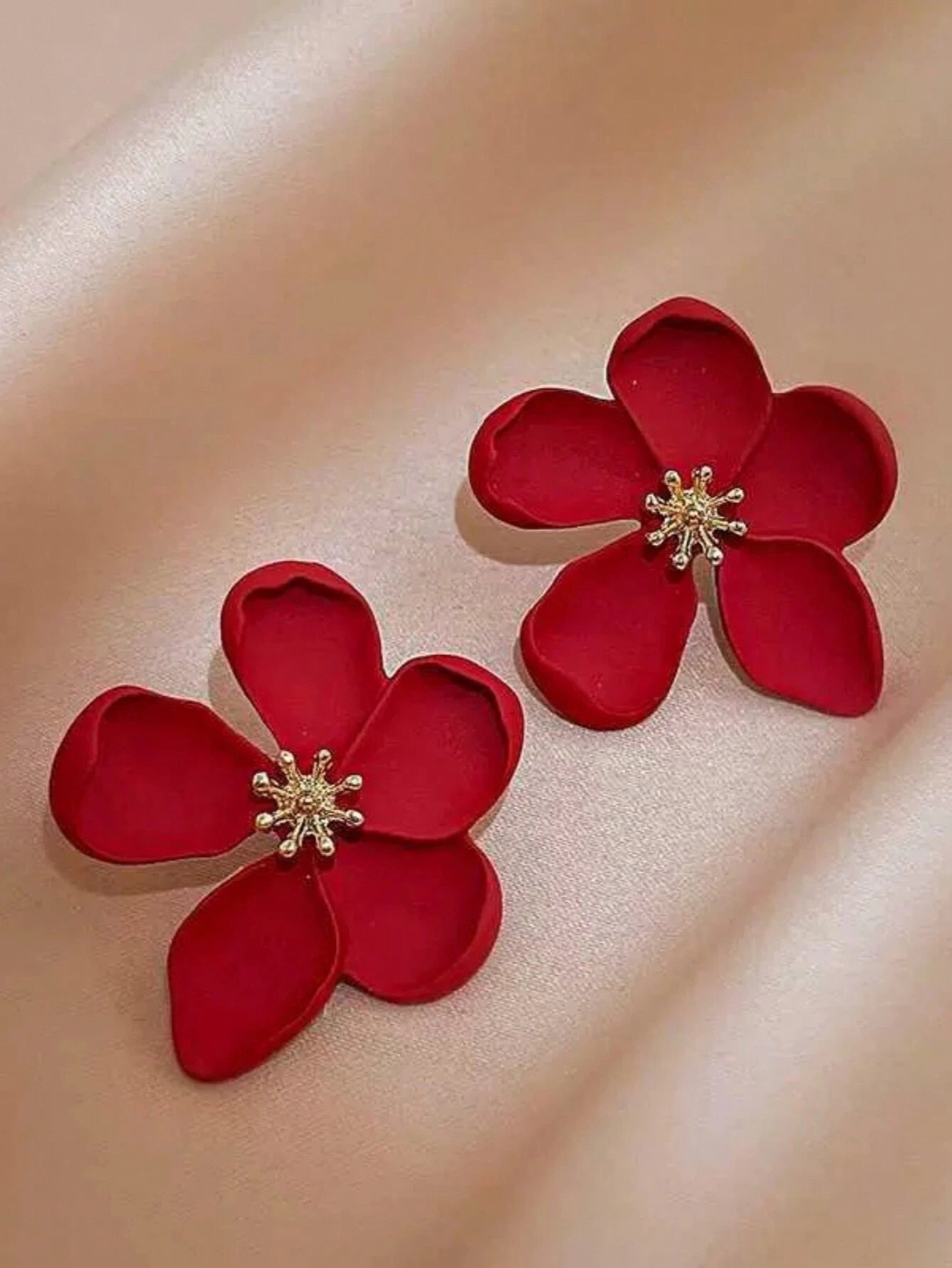 1Pair Exaggerated European & American Style Metal Flower Stud Earrings for Women'S Daily Wear