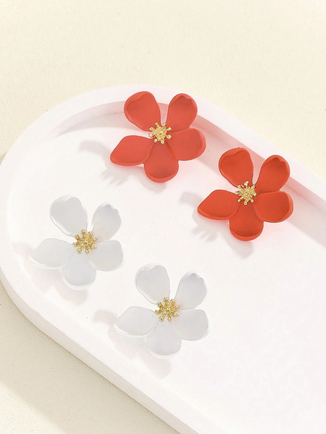 1Pair Exaggerated European & American Style Metal Flower Stud Earrings for Women'S Daily Wear