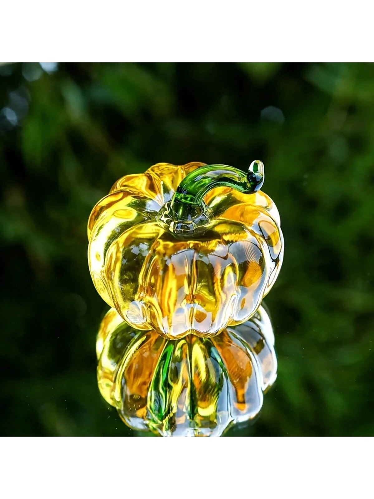 Handmade Glass Pumpkin Figurine Decor Collectible, Suitable for Home, Office, Living Room - Indoor & Outdoor Use, No Electricity Needed - Great for Christmas, Halloween, Birthday Gift