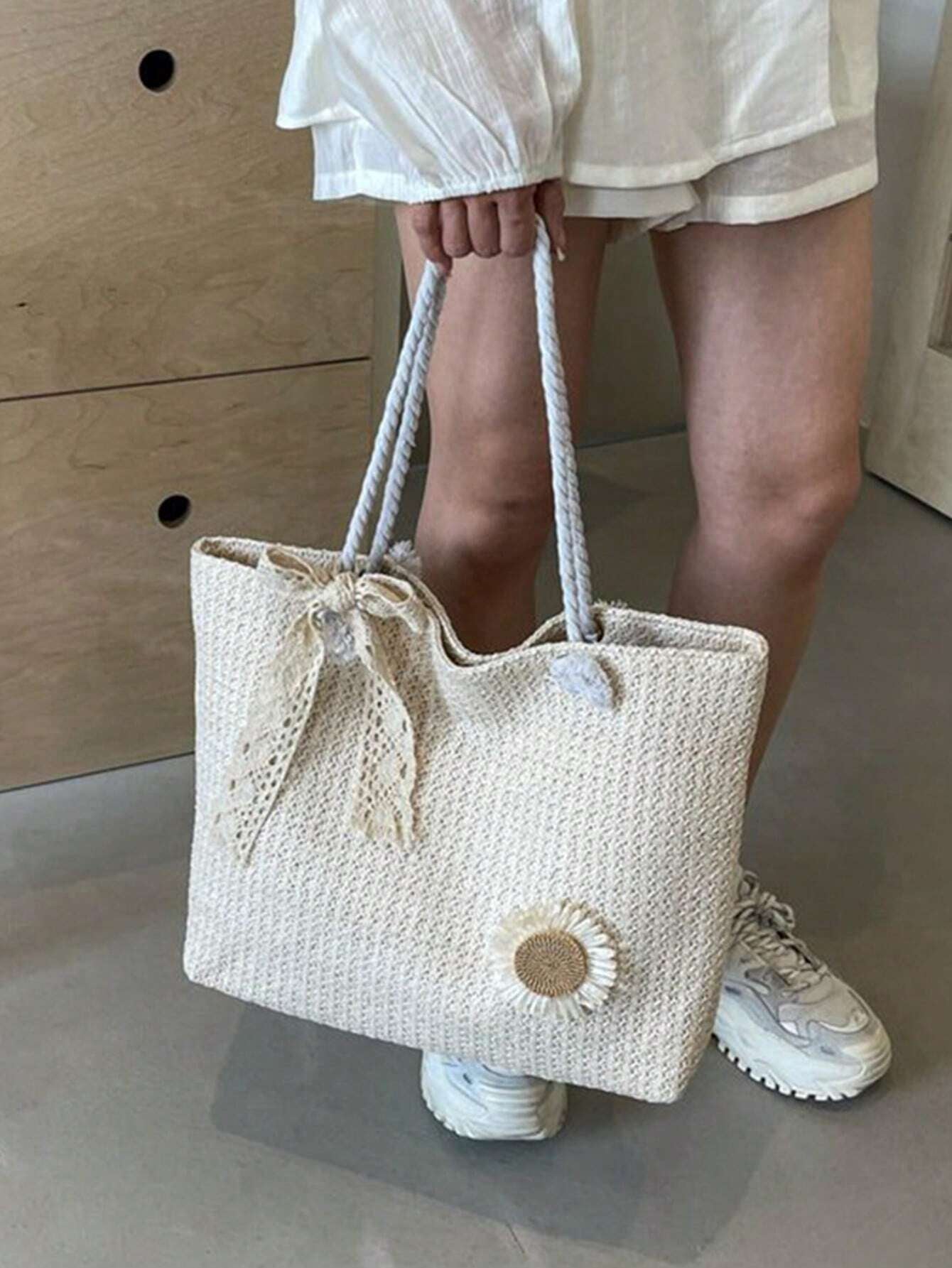 Summer Vibes Straw Tote Bag: Stylish, Lightweight, and Spacious for Travel, Beach, and Everyday Use