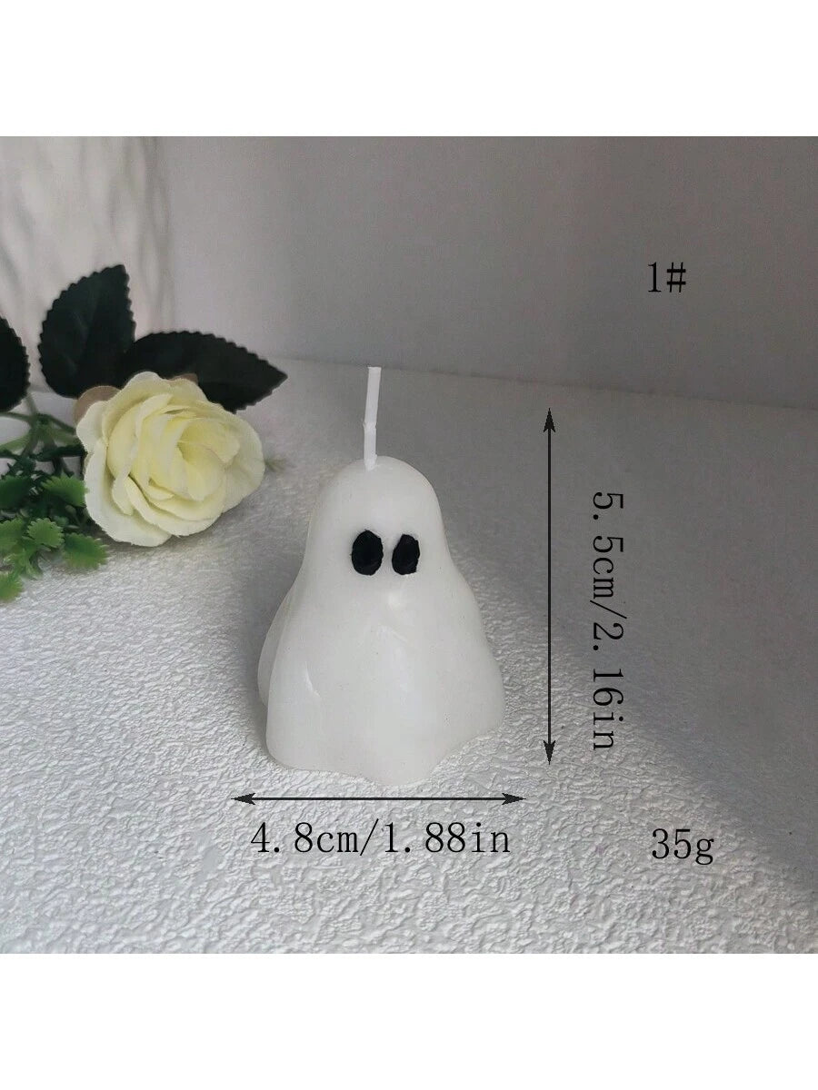 Handmade Halloween Ghost-Shaped Aromatherapy Candle Decor with Slight Color Differences