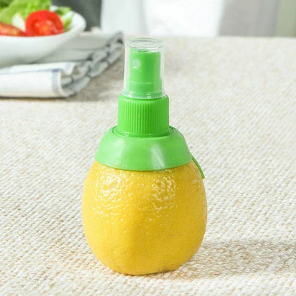 1PC Kitchen Gadgets Lemon Sprayer Fruit Juice Citrus Spray Orange Juice Squeeze Fruit Squeezer Kitchen Cooking Tools New