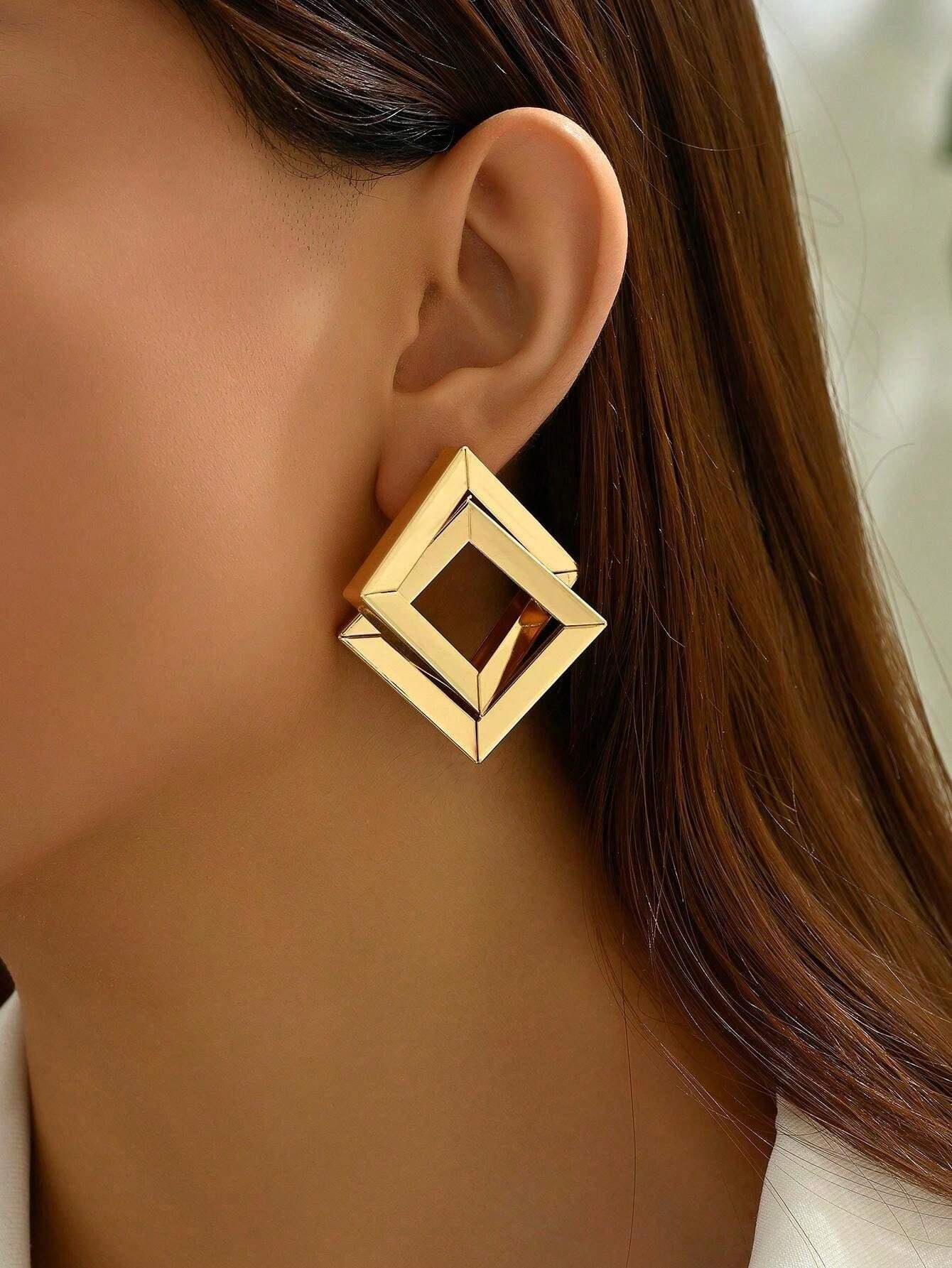 1Pair Gold-Color Multi-Layered Square & Irregular Shape Statement Earrings with Rhombus Circle Design - Ideal for Daily Wear, Commuting, Work, Hangouts, Travel, Festival, Bar, Shopping, Gifting to Family and Friends