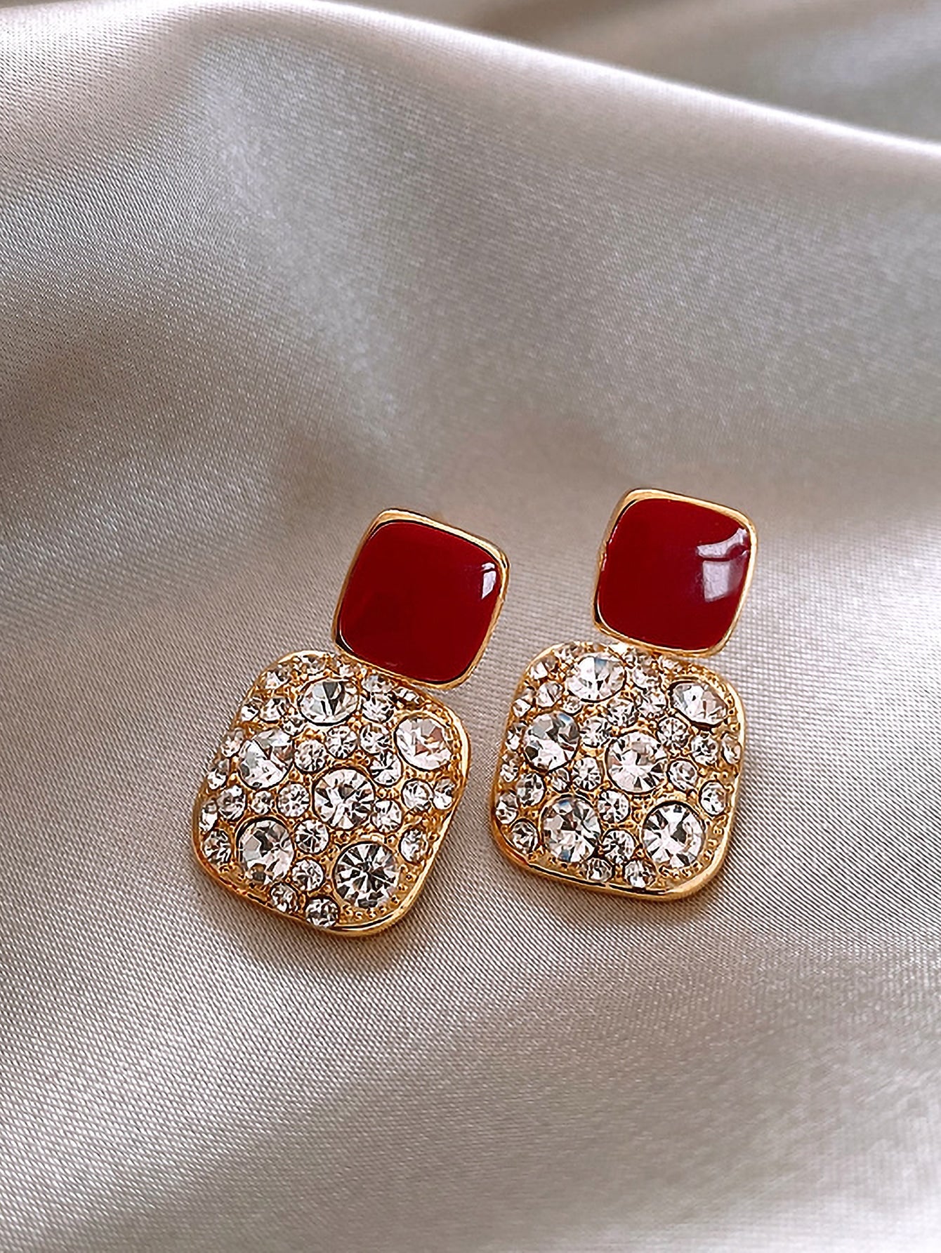 Rhinestone Geo Decor Earrings